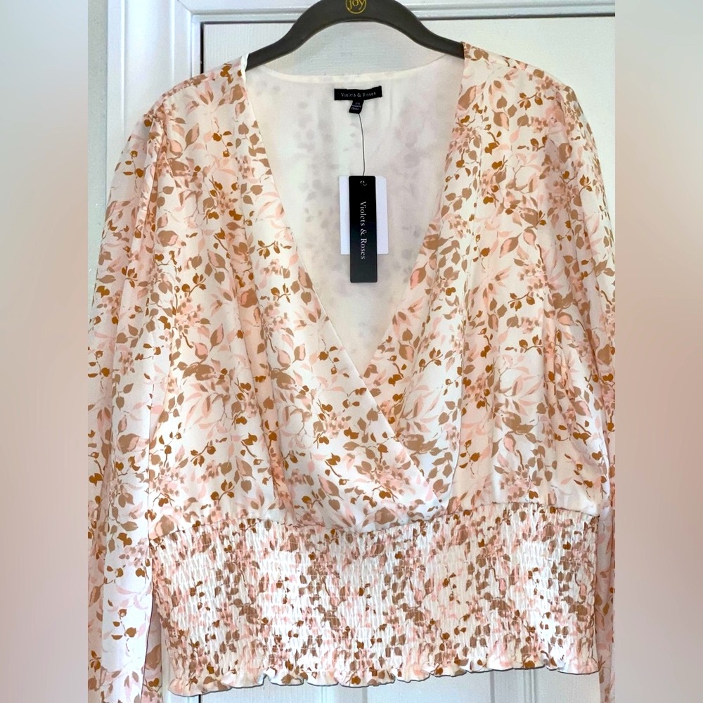 BRAND NEW VIOLETS AND ROSES OFF WHITE PINK FLORAL SMOCKED BLOUSE - SZ XXL